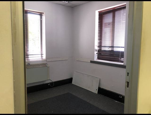 365M² OFFICE TO LET IN ROSEBANK